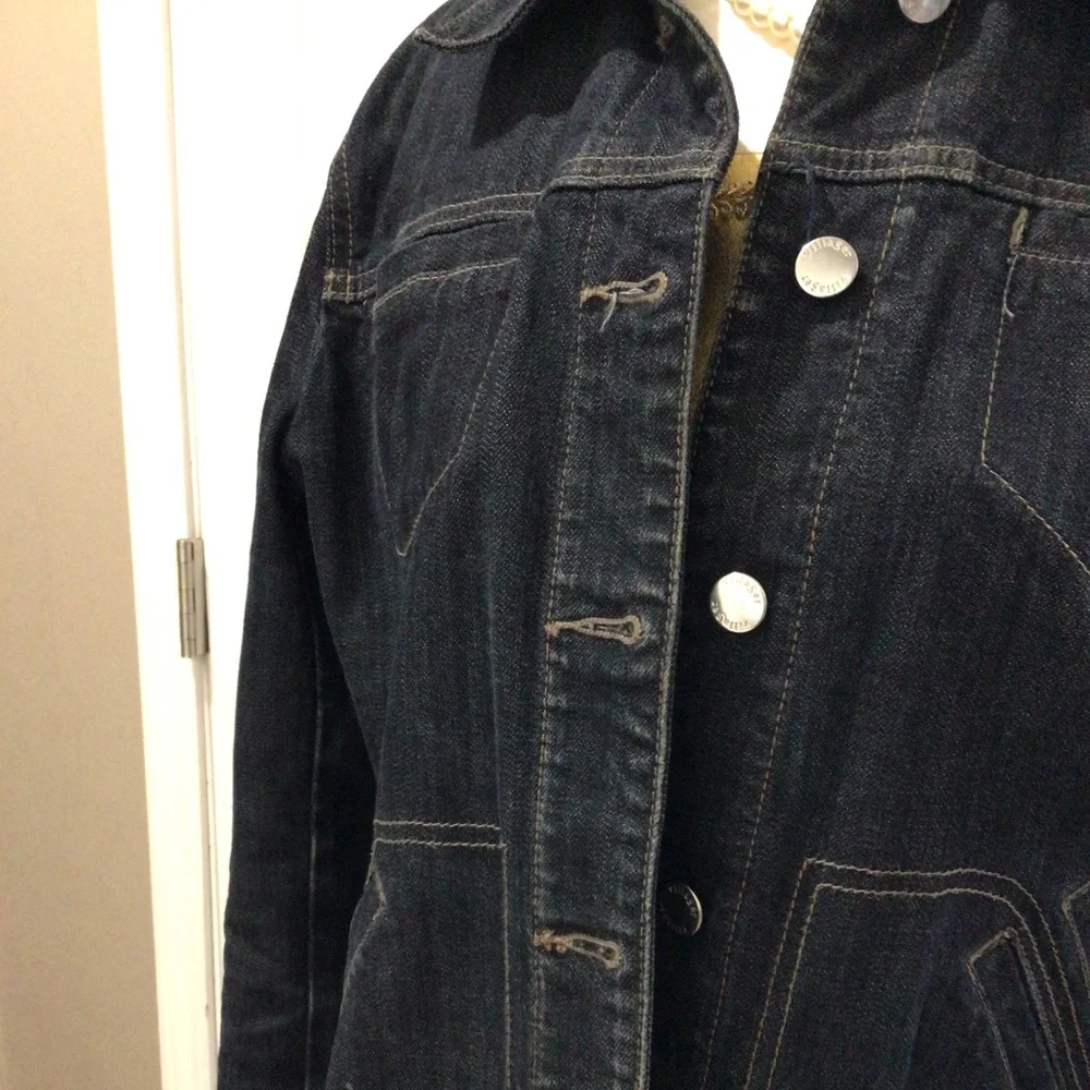 Jean jacket - Picture 1 of 5